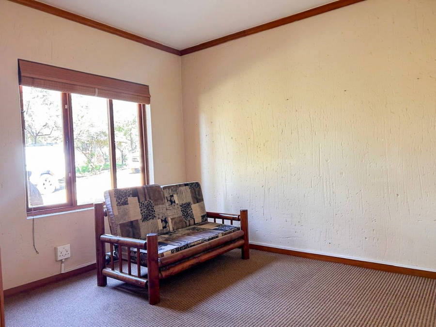4 Bedroom Property for Sale in Boschenvaal River Front Lodges Free State